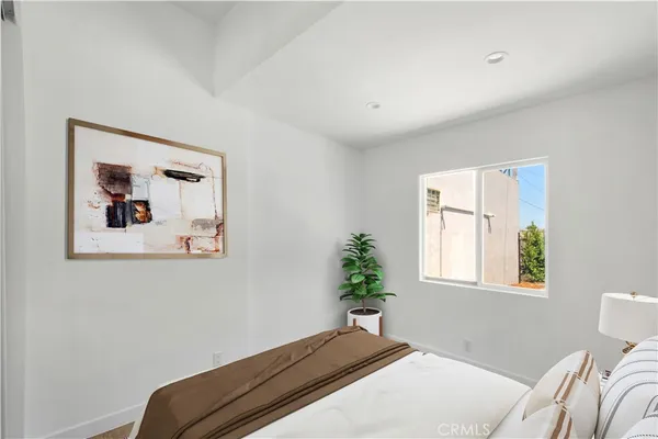 $798,999 | 5512 Long Beach Boulevard, Long Beach, CA 90805