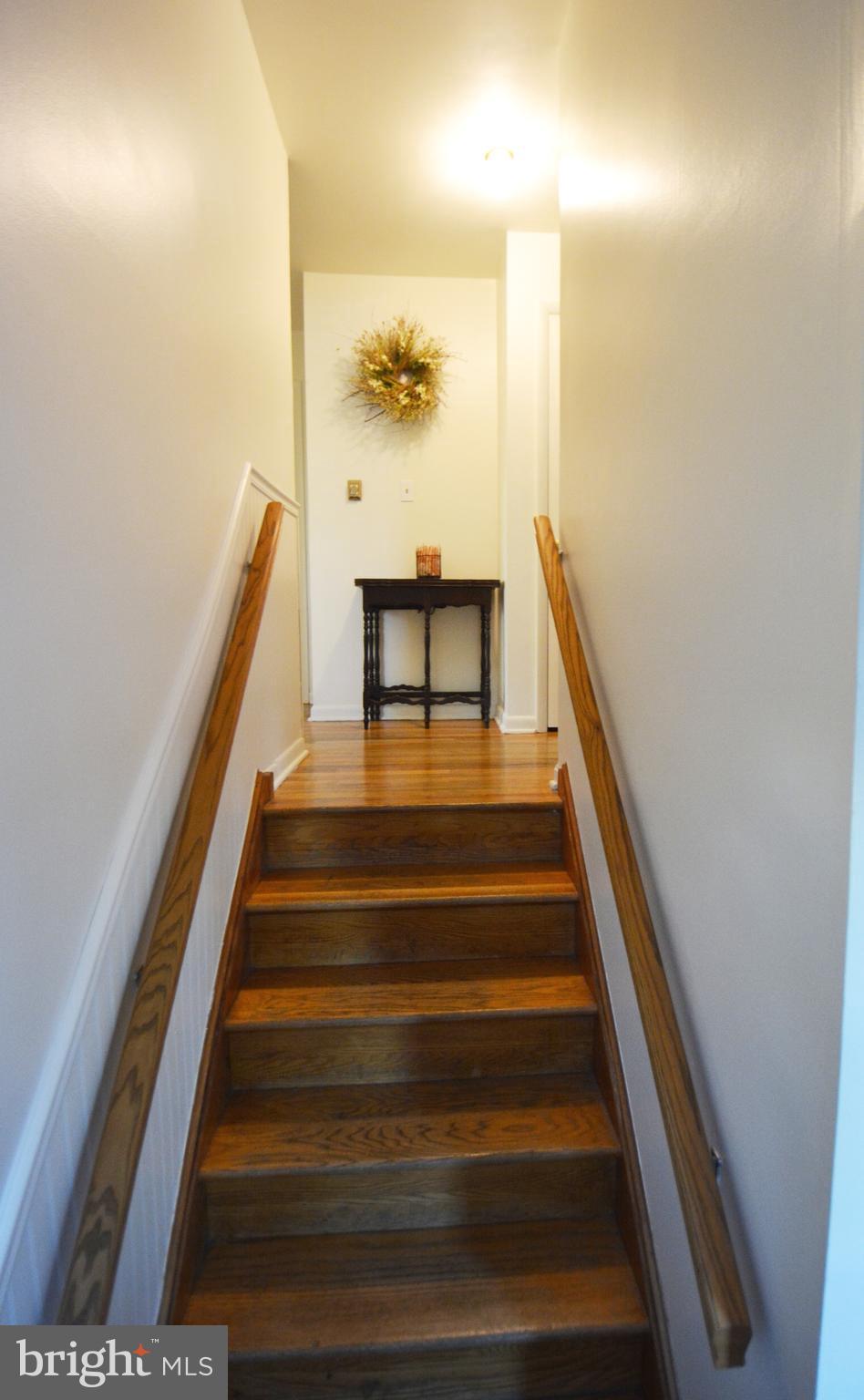 15522 Liberty Road Mount Airy, MD 21771 - Photo 36 of 53 Front entry staircase