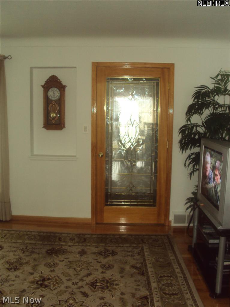 4236 Bayard Road South Euclid, OH 44121 - Photo 4 of 20