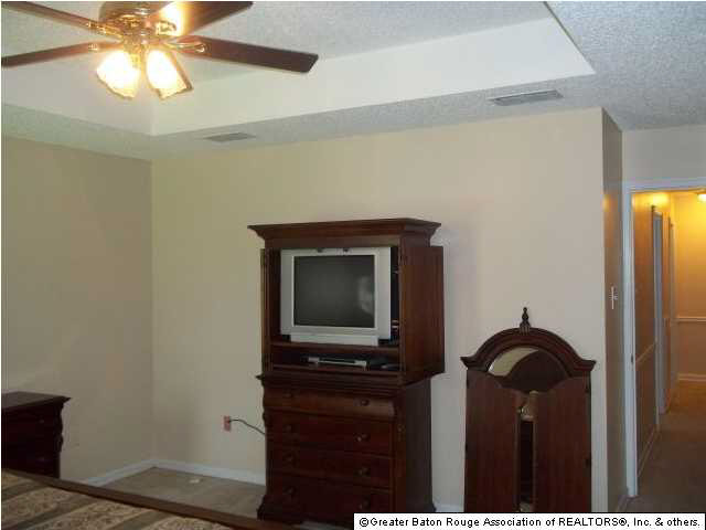 5338 Charing Way Avenue Baton Rouge, LA 70817 - Photo 23 of 27 Gallery Image 23