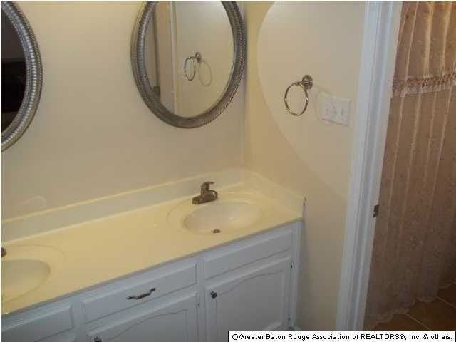 5338 Charing Way Avenue Baton Rouge, LA 70817 - Photo 24 of 27 Gallery Image 24
