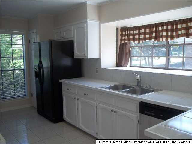 5338 Charing Way Avenue Baton Rouge, LA 70817 - Photo 4 of 27 Gallery Image 4