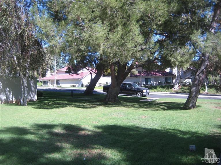 954 Thistlegate Road Oak Park, CA 91377 - Photo 2 of 23 Additional Photo
