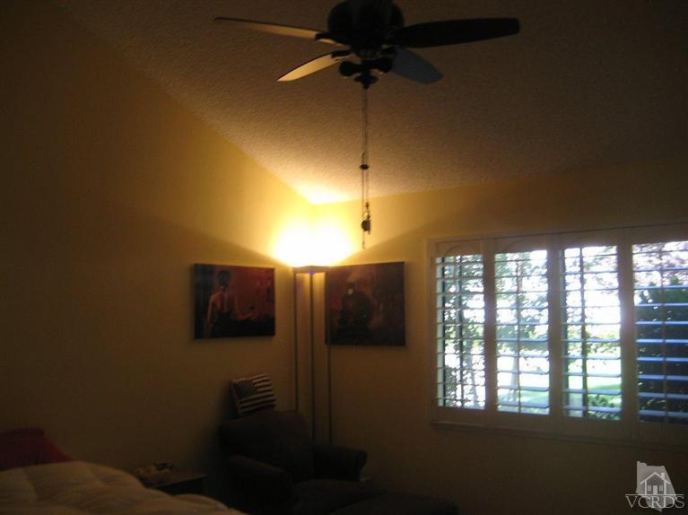 954 Thistlegate Road Oak Park, CA 91377 - Photo 11 of 23 Additional Photo