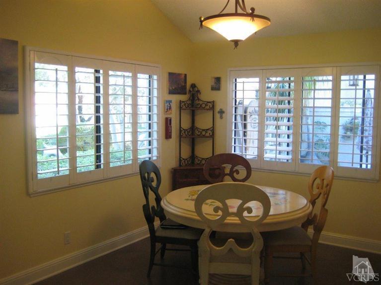 954 Thistlegate Road Oak Park, CA 91377 - Photo 12 of 23 Additional Photo