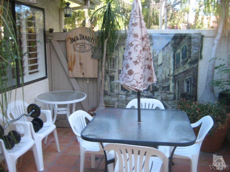 954 Thistlegate Road Oak Park, CA 91377 - Photo 21 of 23 Additional Photo