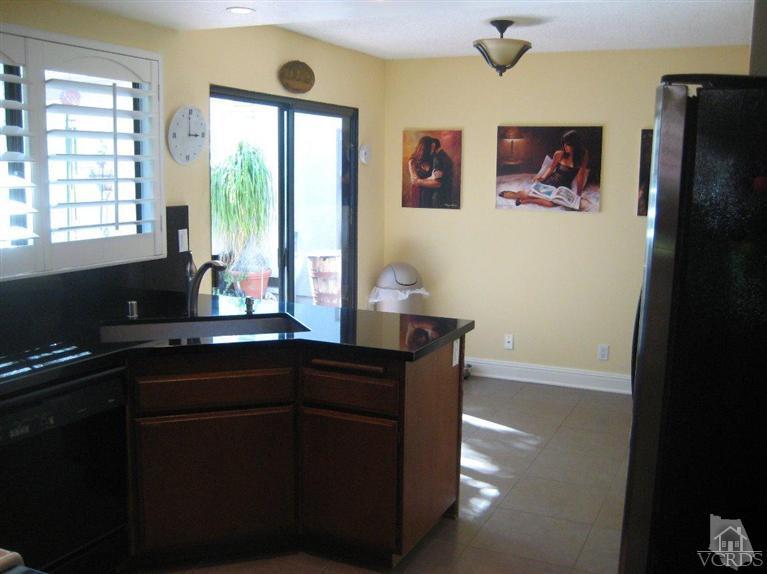 954 Thistlegate Road Oak Park, CA 91377 - Photo 7 of 23 Additional Photo