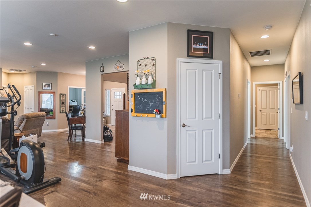 155 Rd I.3 Northeast Moses Lake, WA 98837 - Photo 13 of 38 Gallery Image 13