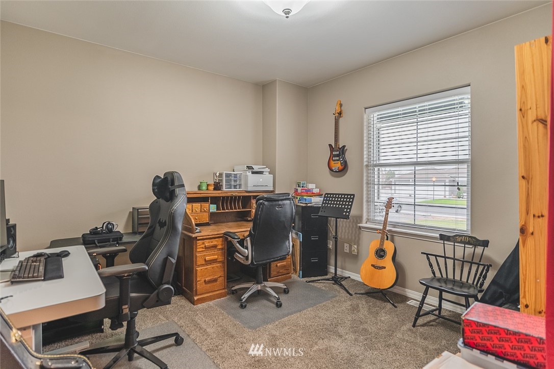 155 Rd I.3 Northeast Moses Lake, WA 98837 - Photo 6 of 38 Gallery Image 6
