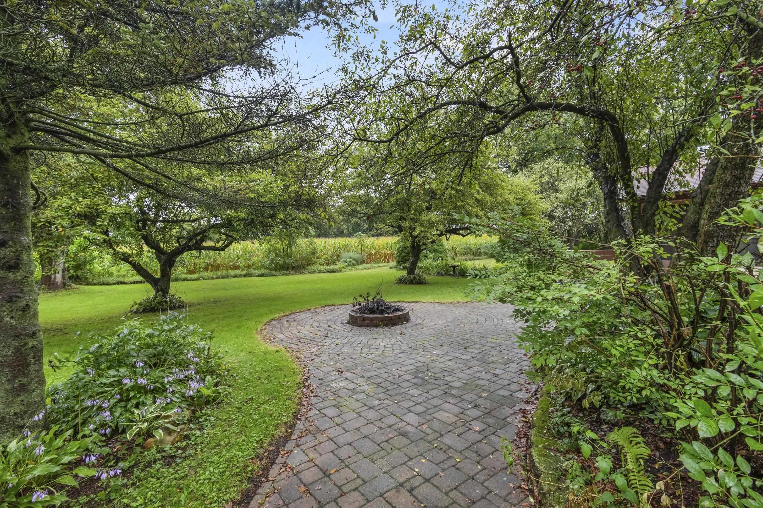 6682 Glenview Road DeForest, WI 53532 - Photo 26 of 40 Gallery Image 26