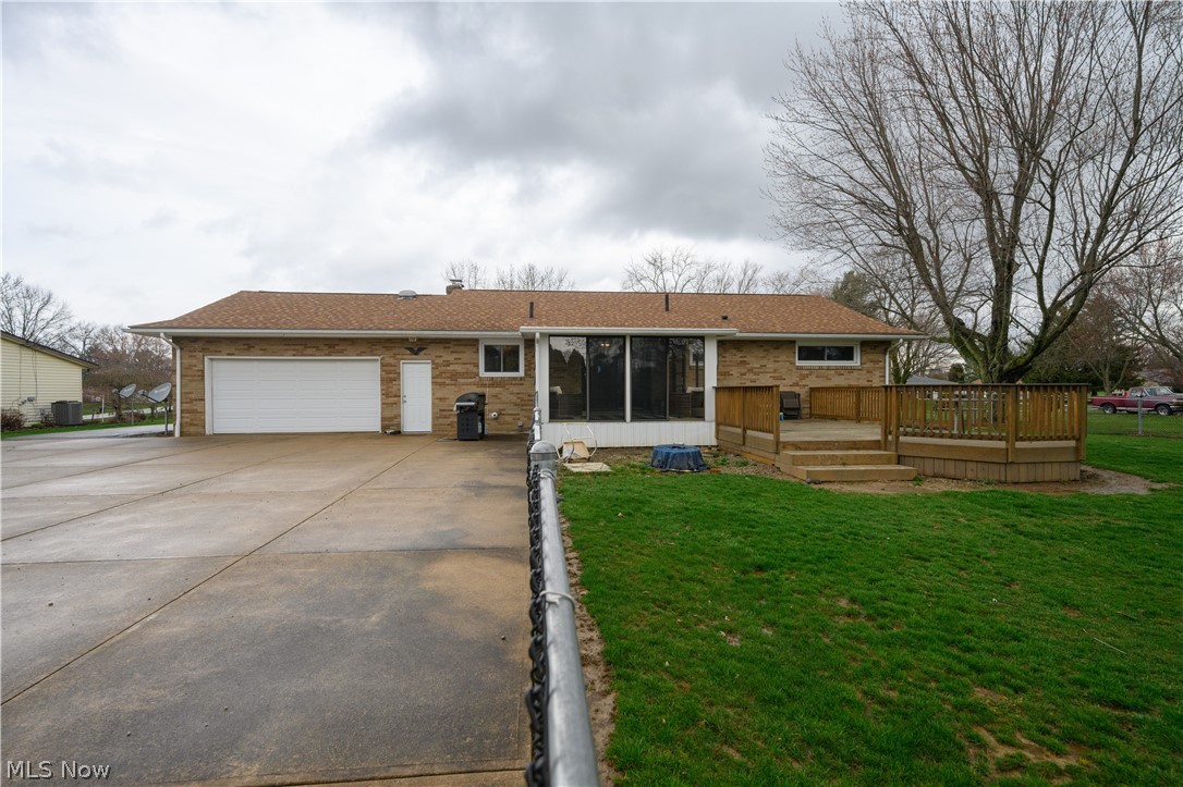 3776 Rolling Ridge Road Northeast North Canton, OH 44721 - Photo 4 of 23 Gallery Image 4