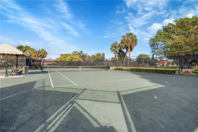 a view of a tennis court