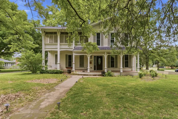 $182,000 | 708 South College Avenue, Aledo, IL 61231