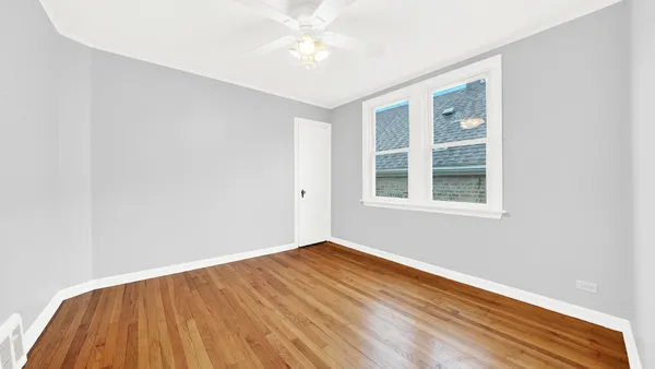 $1,900 | 1247 Wisconsin Avenue, Unit 2, Berwyn, IL 60402