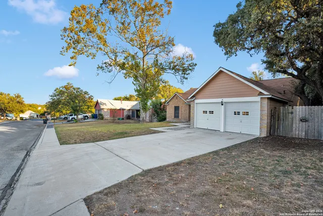 $1,775 | 9218 Greens, San Antonio, TX 78250