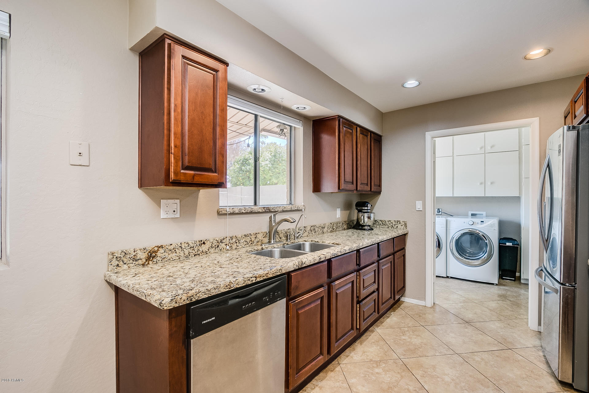 3015 East Shangri-La Road Phoenix, AZ 85028 - Photo 14 of 49 Shangri-14