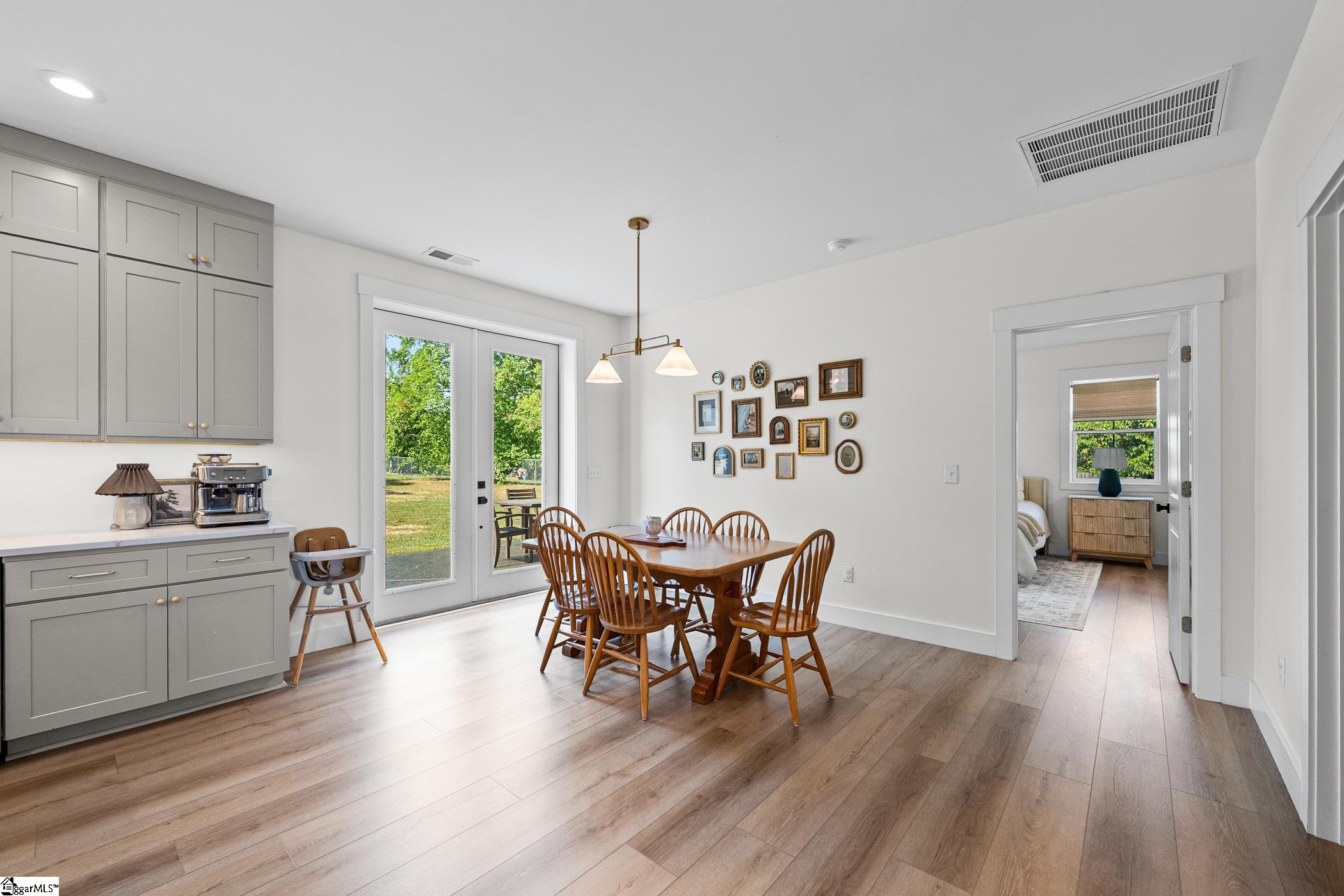 1444 Roddy Road Campobello, SC 29322 - Photo 14 of 27