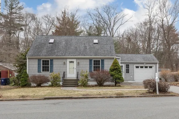 $698,000 | 42 Swain Road, Wilmington, MA 01887