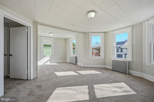 $279,000 | 205 North Maryland Avenue, Wilmington, DE 19804