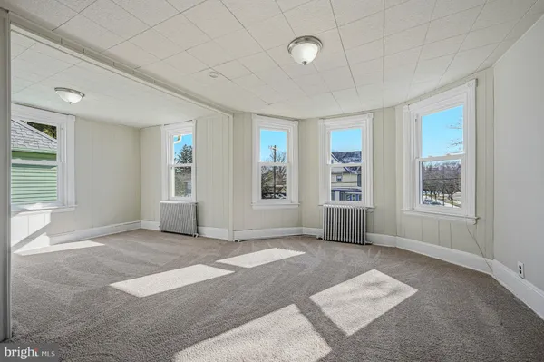 $279,000 | 205 North Maryland Avenue, Wilmington, DE 19804