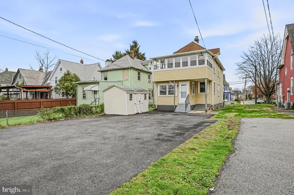 $279,000 | 205 North Maryland Avenue, Wilmington, DE 19804