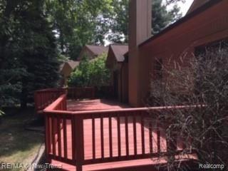 6171 Spring Vale Road West Bloomfield, MI 48322 - Photo 29 of 30