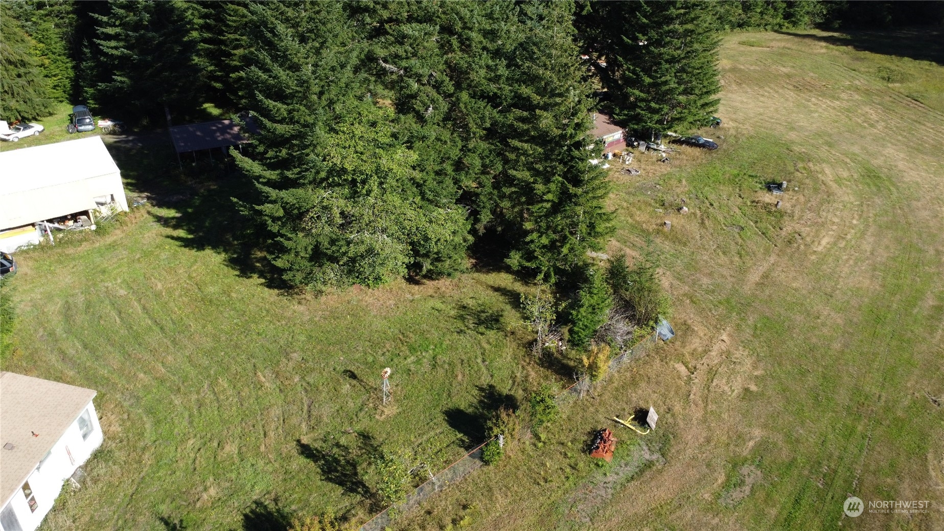 3190 East Hoquiam Road Hoquiam, WA 98550 - Photo 23 of 28 a view of a yard