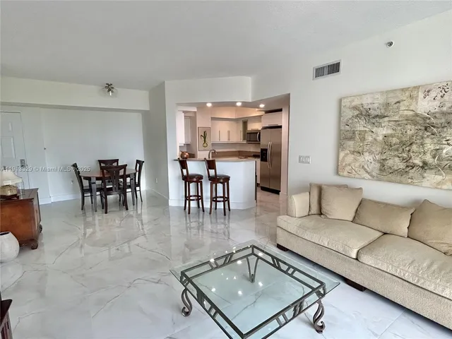 $3,650 | 888 Douglas Road, Unit PH05, Coral Gables, FL 33134