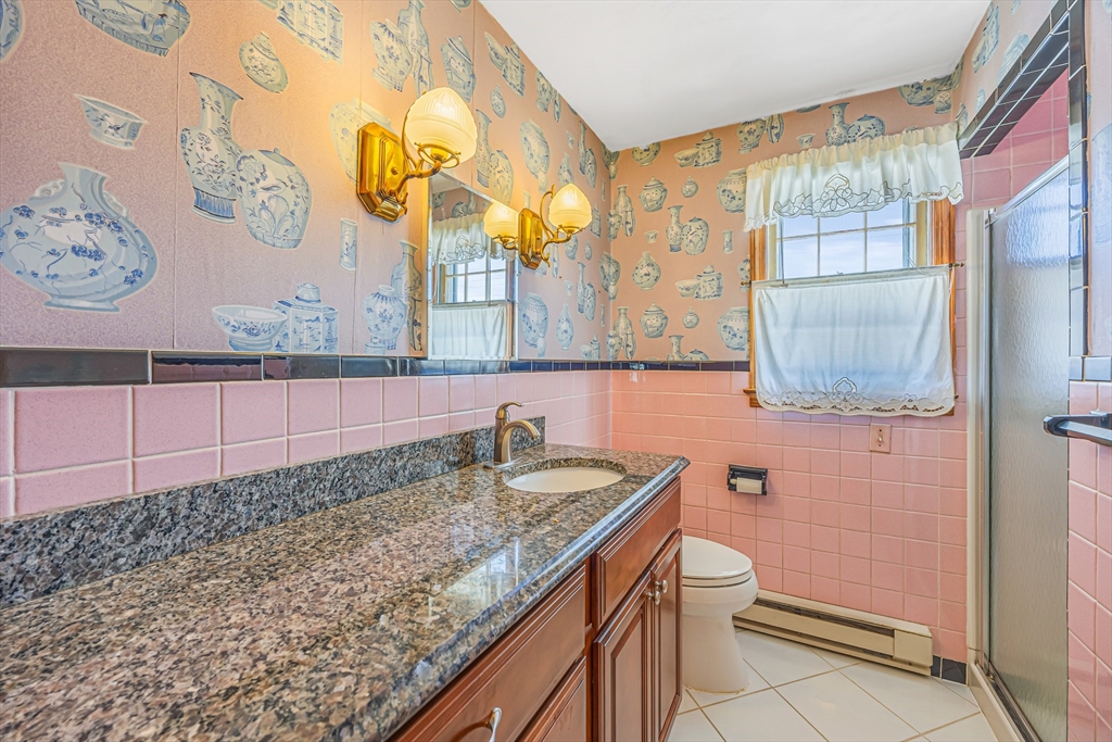 12 Doane Terrace South Hadley, MA 01075 - Photo 16 of 40