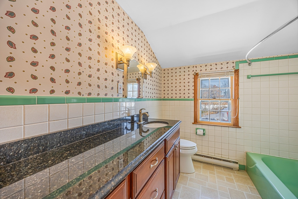 12 Doane Terrace South Hadley, MA 01075 - Photo 20 of 40