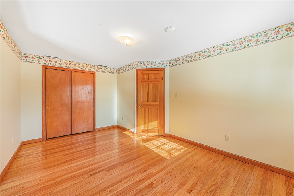 12 Doane Terrace South Hadley, MA 01075 - Photo 22 of 40