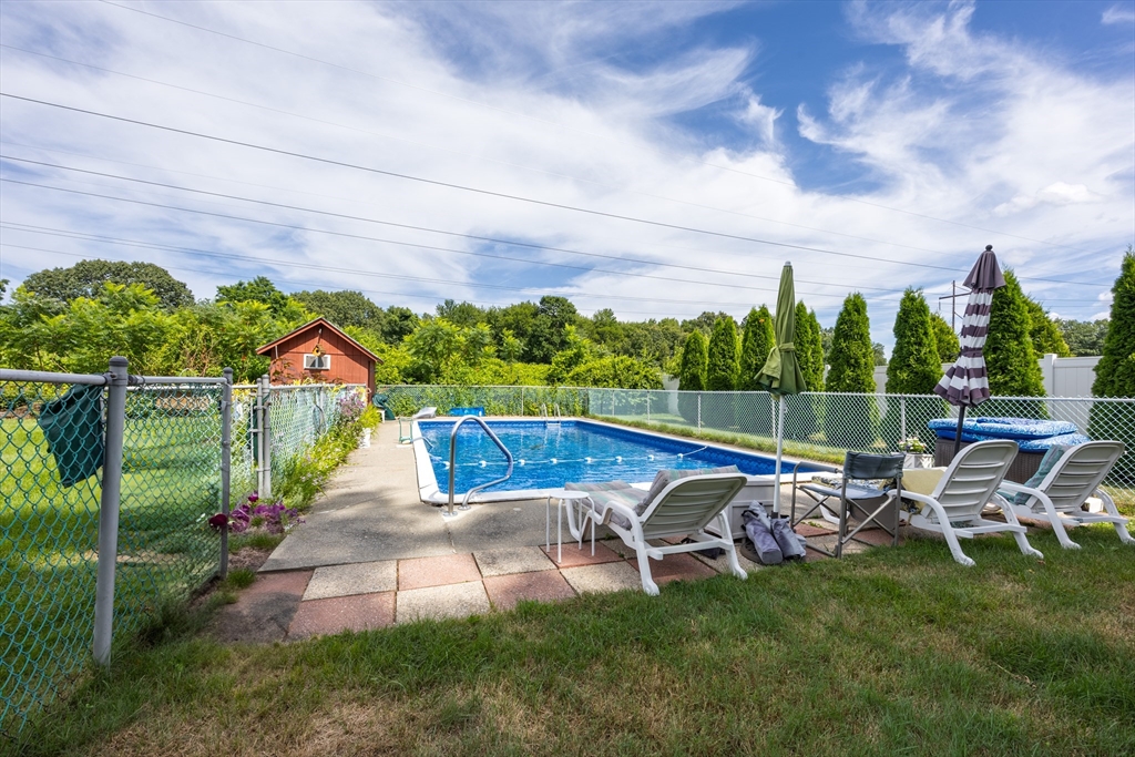 12 Doane Terrace South Hadley, MA 01075 - Photo 32 of 40