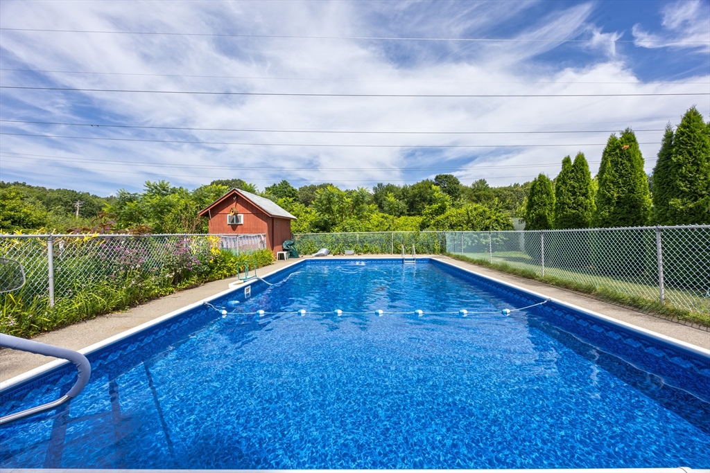 12 Doane Terrace South Hadley, MA 01075 - Photo 33 of 40