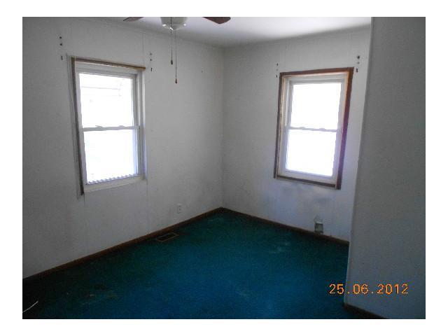 3272 Lewis Road Columbus, OH 43207 - Photo 5 of 8 Gallery Image 5