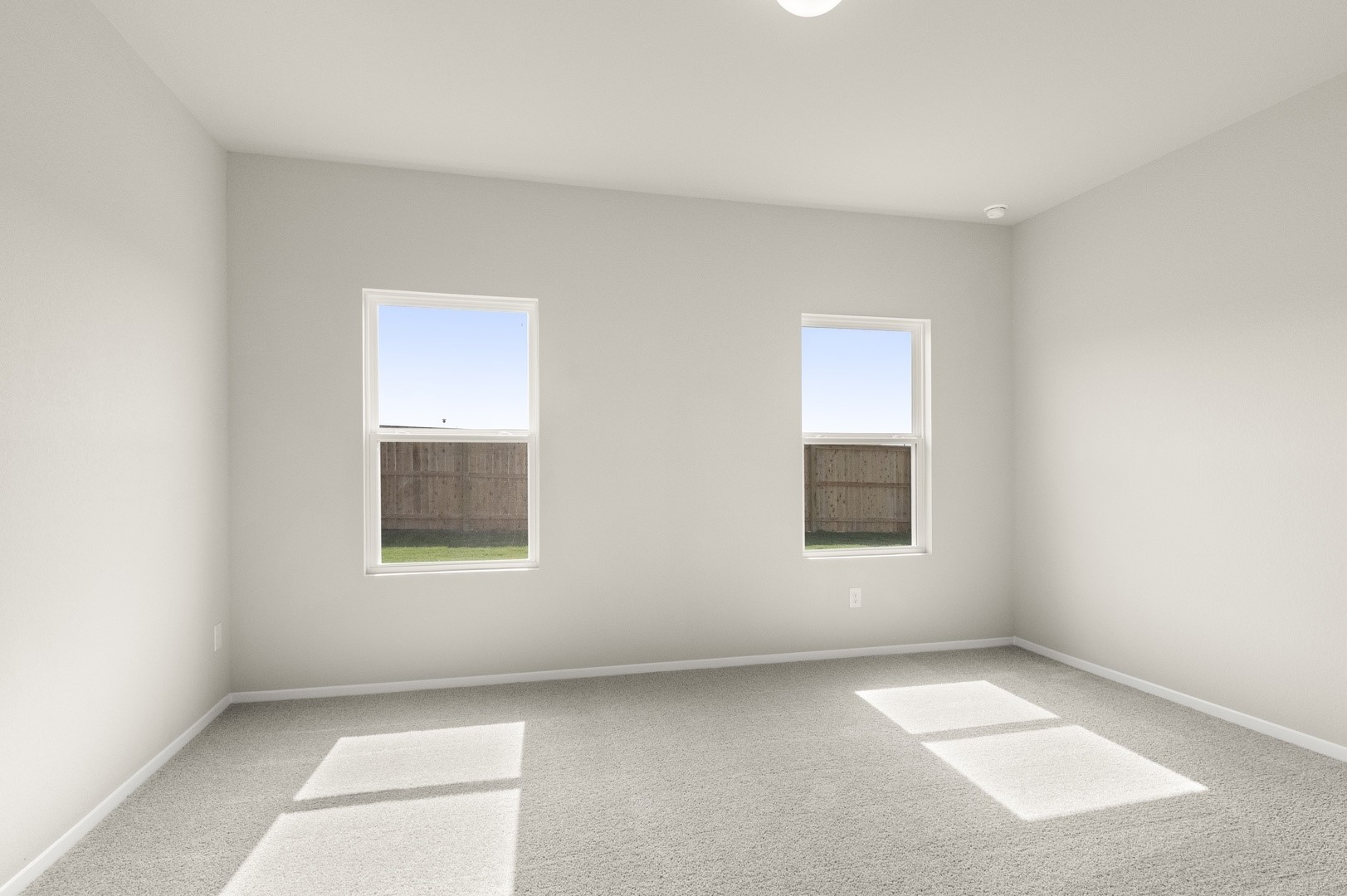 5409 Murano Cove Austin, TX 78747 - Photo 24 of 32 an empty room with a window