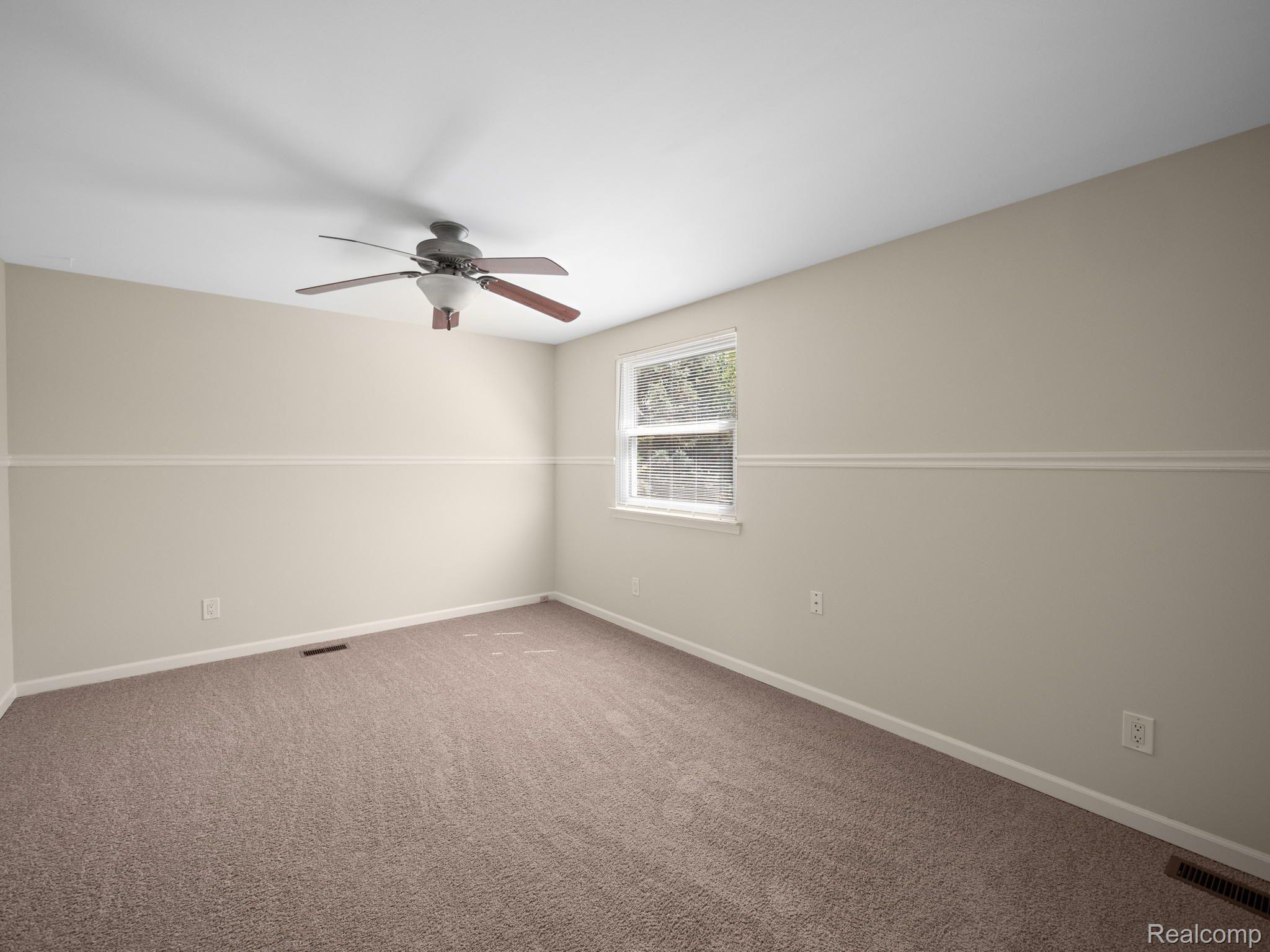 3911 Donaldson Road Rochester, MI 48307 - Photo 25 of 36 Gallery Image 25