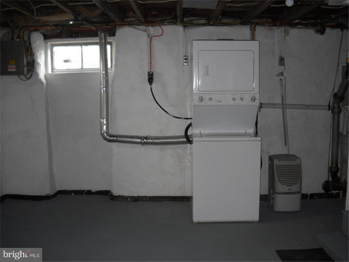 30 Edward Road Hatboro, PA 19040 - Photo 11 of 15 Laundry Room