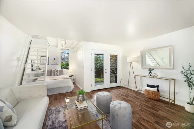 $240,000 | 6779 138th Avenue Northeast, Unit 518, Redmond, WA 98052