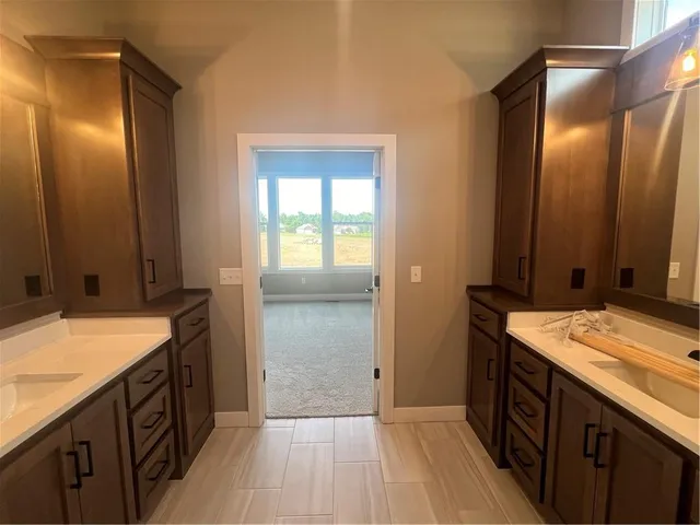 $595,000 | 1136 Southwest Whitby Drive, Lee's Summit, MO 64083