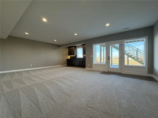 $575,000 | 1136 Southwest Whitby Drive, Lee's Summit, MO 64083