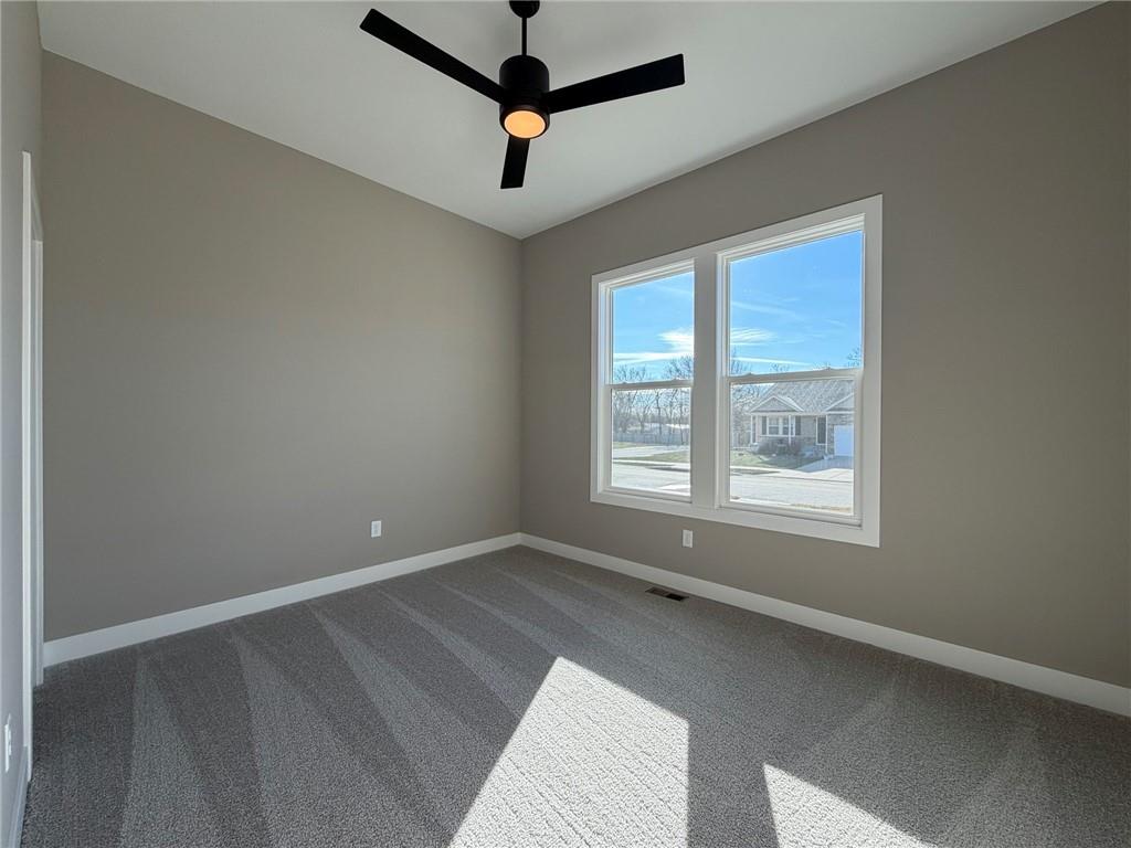 1136 Southwest Whitby Drive Lee's Summit, MO 64083 - Photo 9 of 22