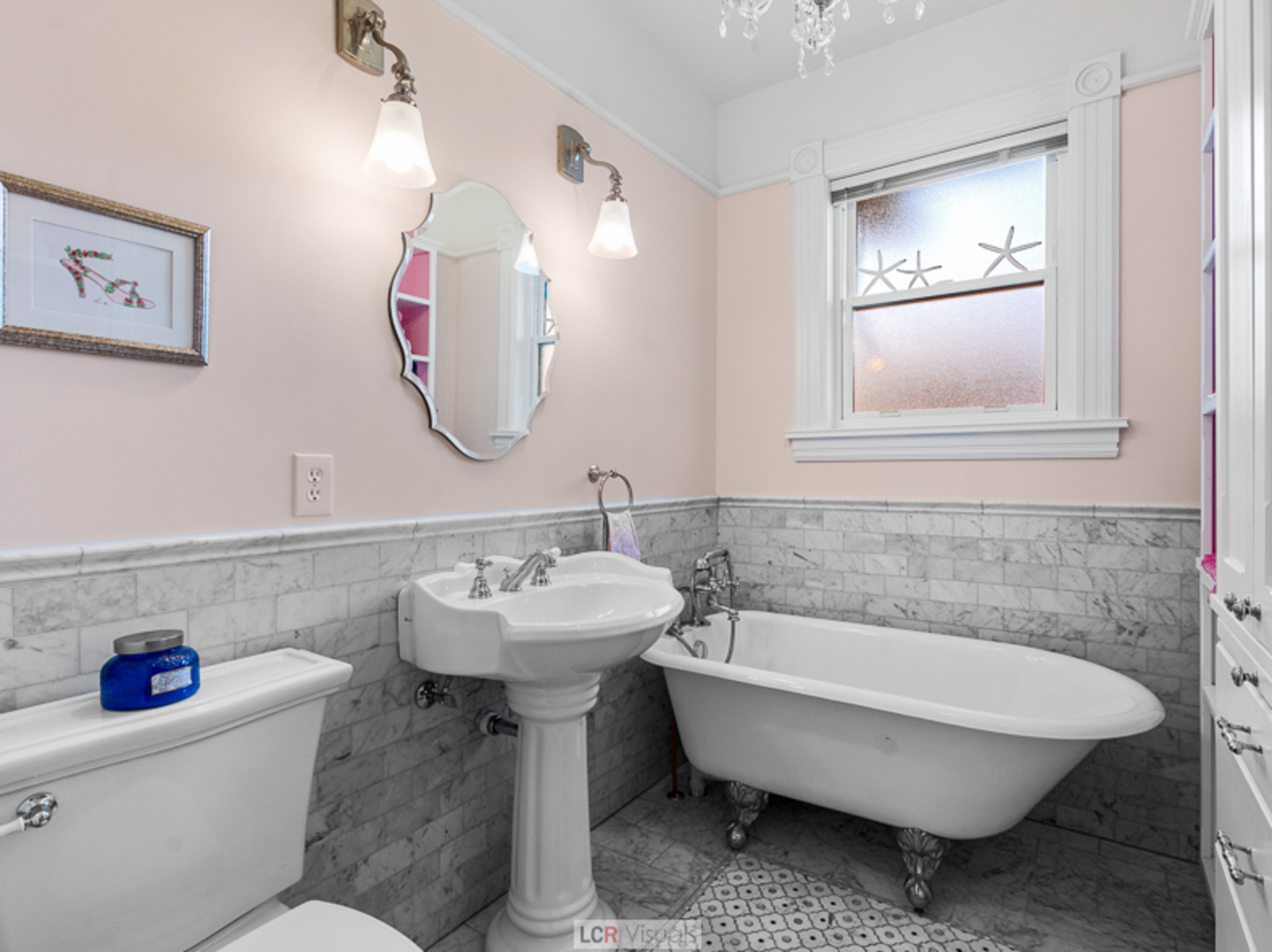 1012 Chicago Avenue Oak Park, IL 60302 - Photo 19 of 27 a bathroom with a sink and a mirror