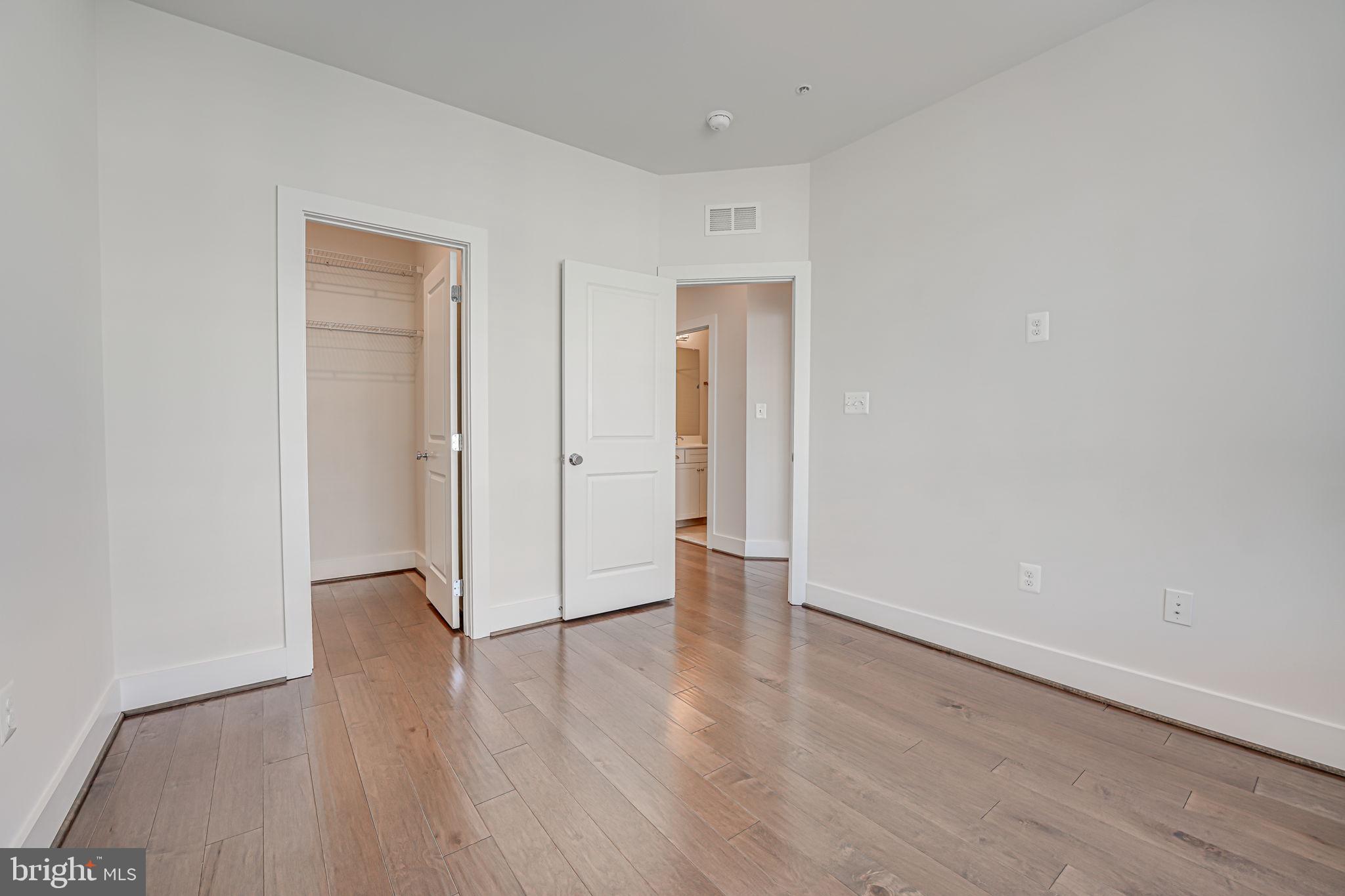 2865 Lowen Valley Road Alexandria, VA 22303 - Photo 20 of 34