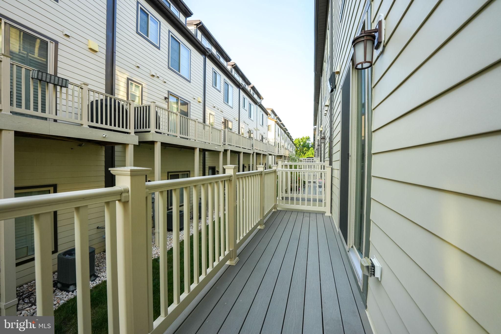 2865 Lowen Valley Road Alexandria, VA 22303 - Photo 29 of 34