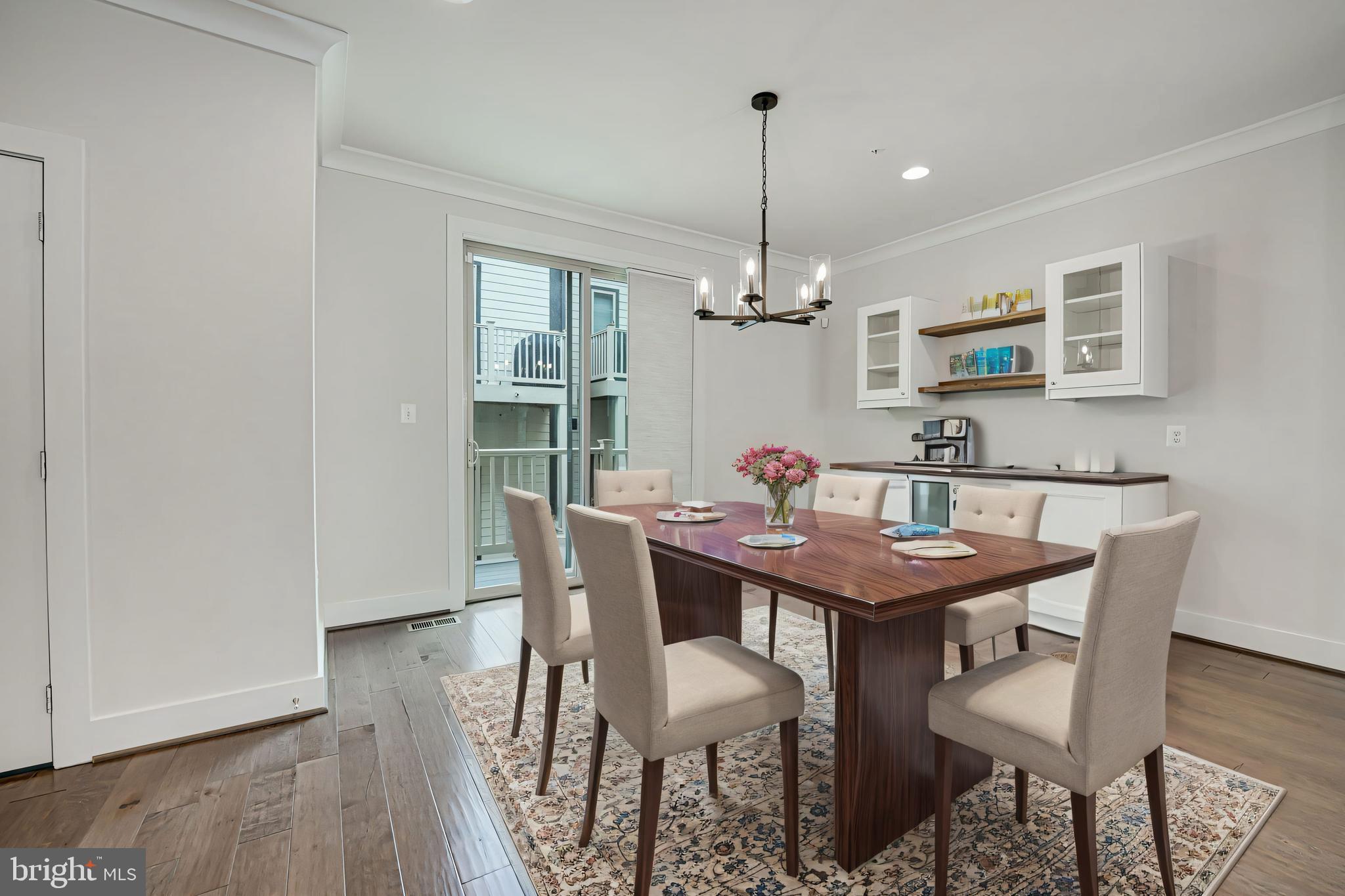 2865 Lowen Valley Road Alexandria, VA 22303 - Photo 6 of 34 Eat In Kitchen