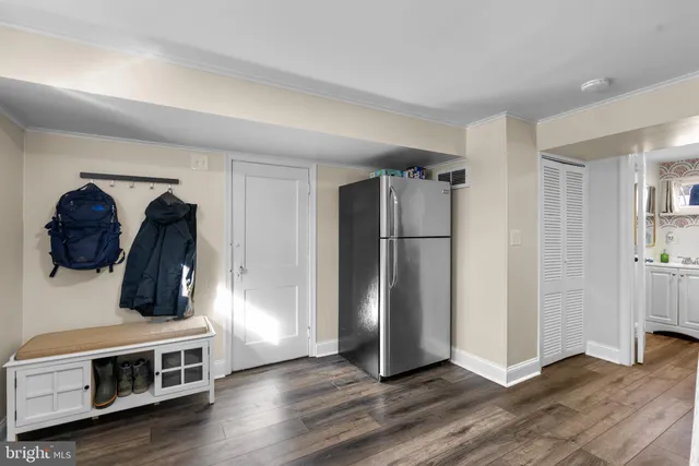 a view of livingroom with furniture and wooden floor