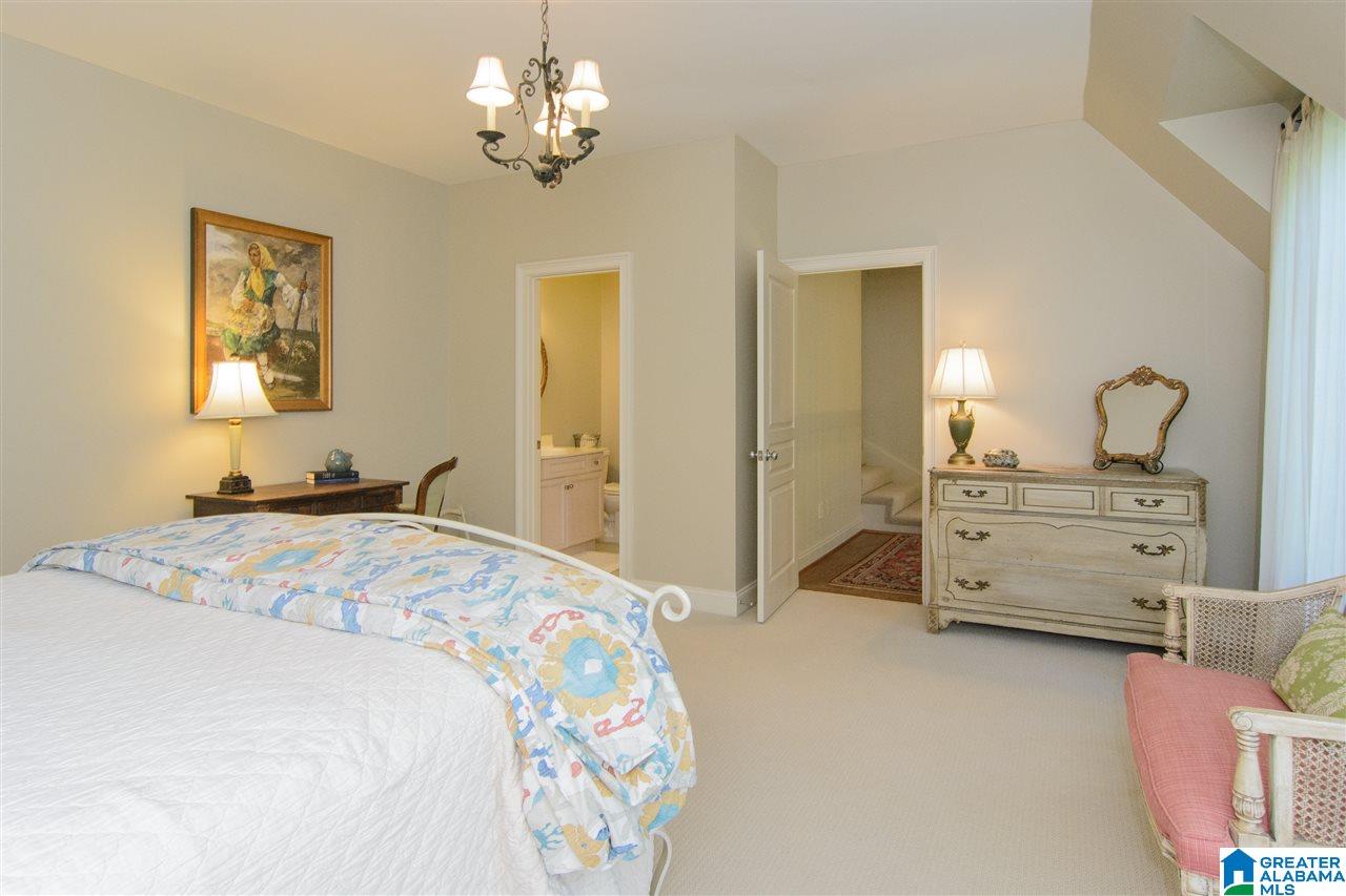 4347 Caldwell Mill Road Birmingham, AL 35243 - Photo 34 of 46