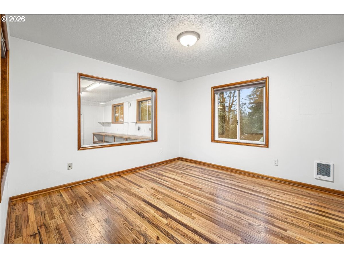 45777 Southwest Maple Lane Gaston, OR 97119 - Photo 13 of 48