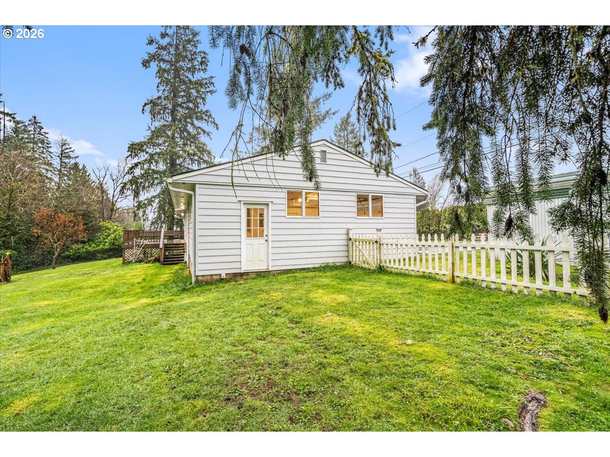 45777 Southwest Maple Lane Gaston, OR 97119 - Photo 39 of 48