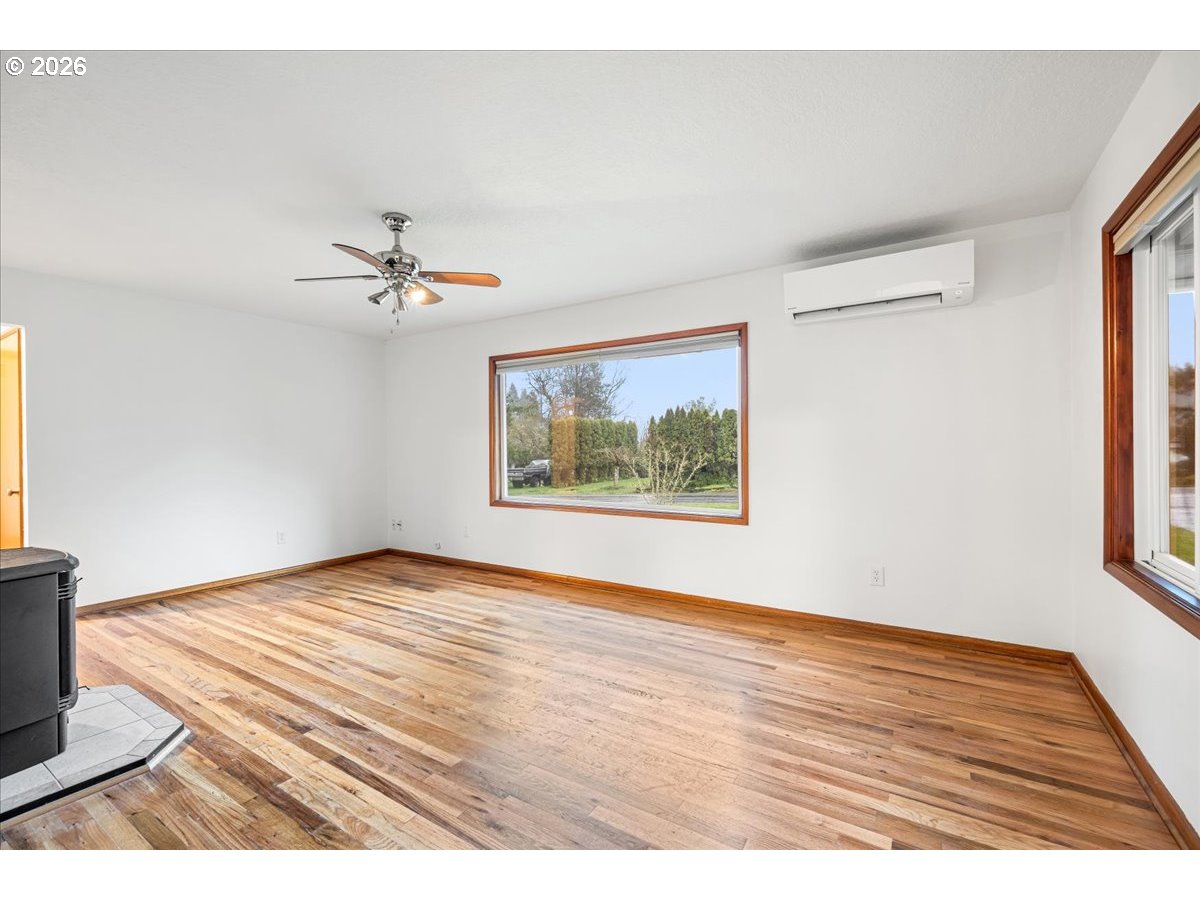 45777 Southwest Maple Lane Gaston, OR 97119 - Photo 8 of 48